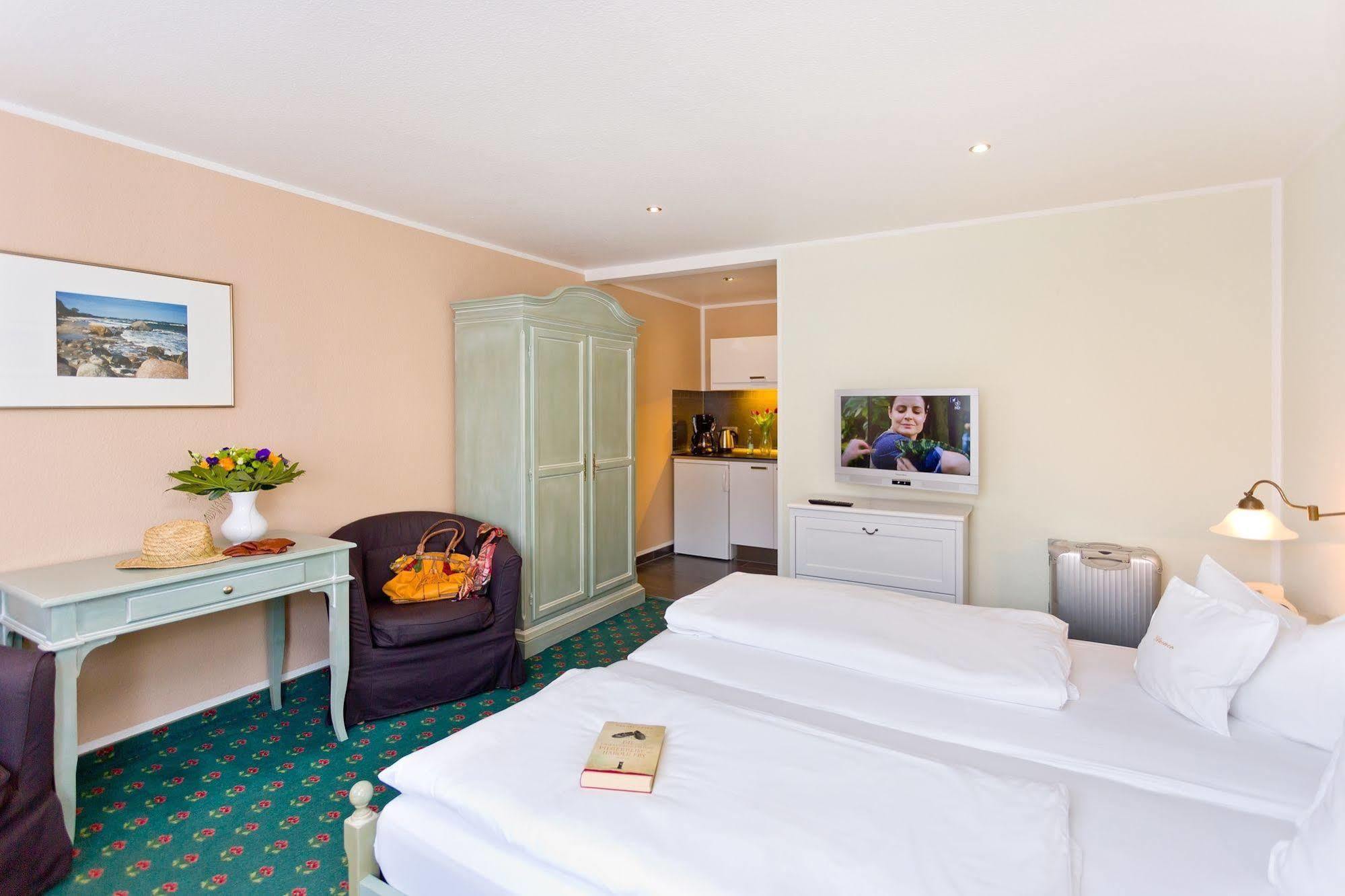 Hotel Villa Neander Binz Luaran gambar